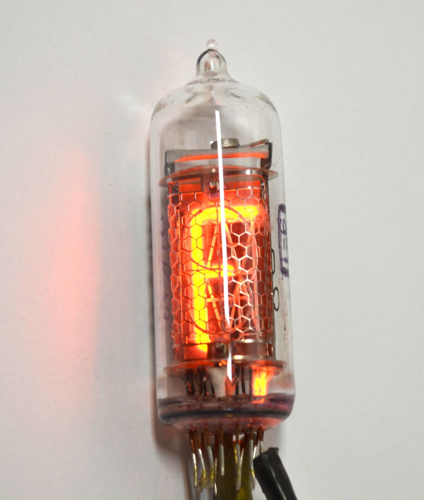 IN-19B 1PCS used NIXIE TUBES 100% GARANTY WORKING IN19B IN19 - Image 3
