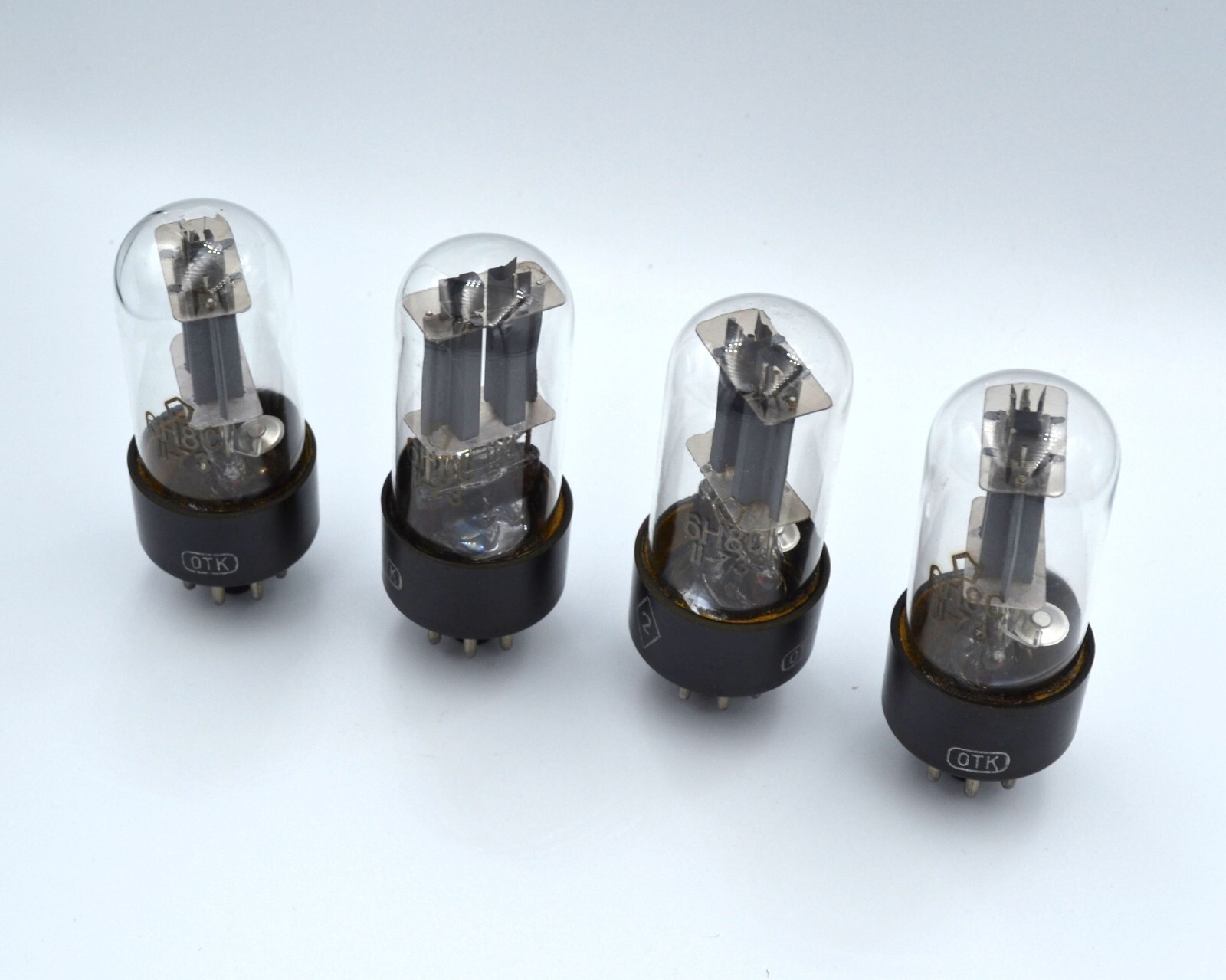 NEW 4pcs 6N8S MATCHED QUAD NEVZ Tube NOS 6SN7 ECC32 6SN7G 1578 - Image 4