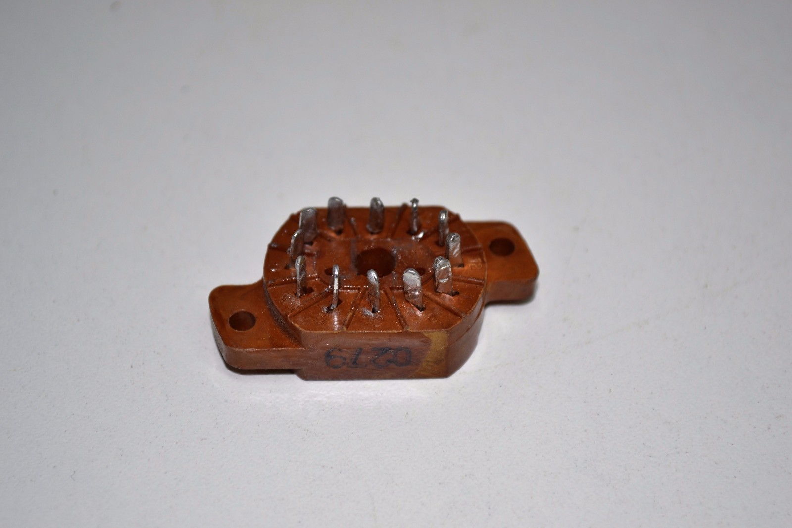 6pcs BROWN Sockets used NIXIE tubes IN-12A IN-12B IN-12 IN-15 IN-15A IV-22 NOS - Image 2