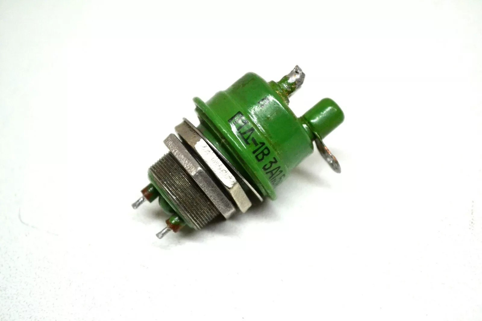 Military SPDT Vacuum Antenna Relay P1D-1V 3A 1.5kV, 76MHz , 26VDC VHC-3 VHC-1